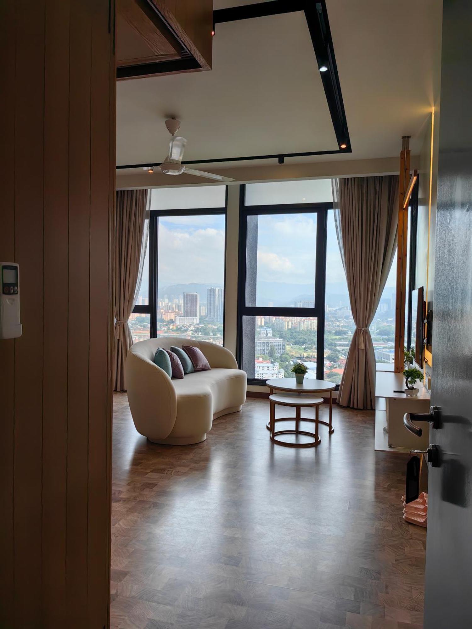 Expressionz Designer Suites Host By Aurora Premium Stay クアラルンプール エクステリア 写真