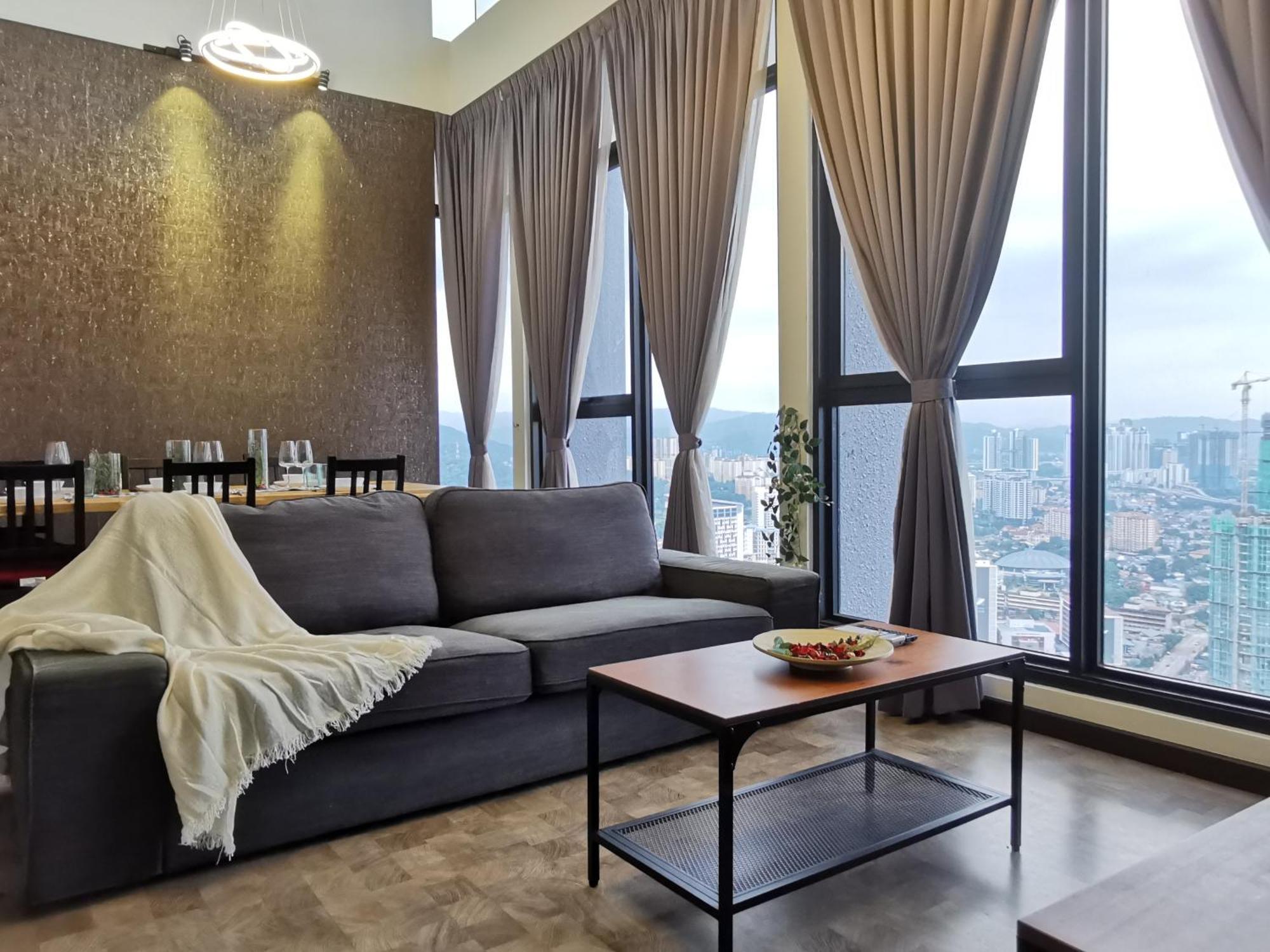 Expressionz Designer Suites Host By Aurora Premium Stay クアラルンプール エクステリア 写真