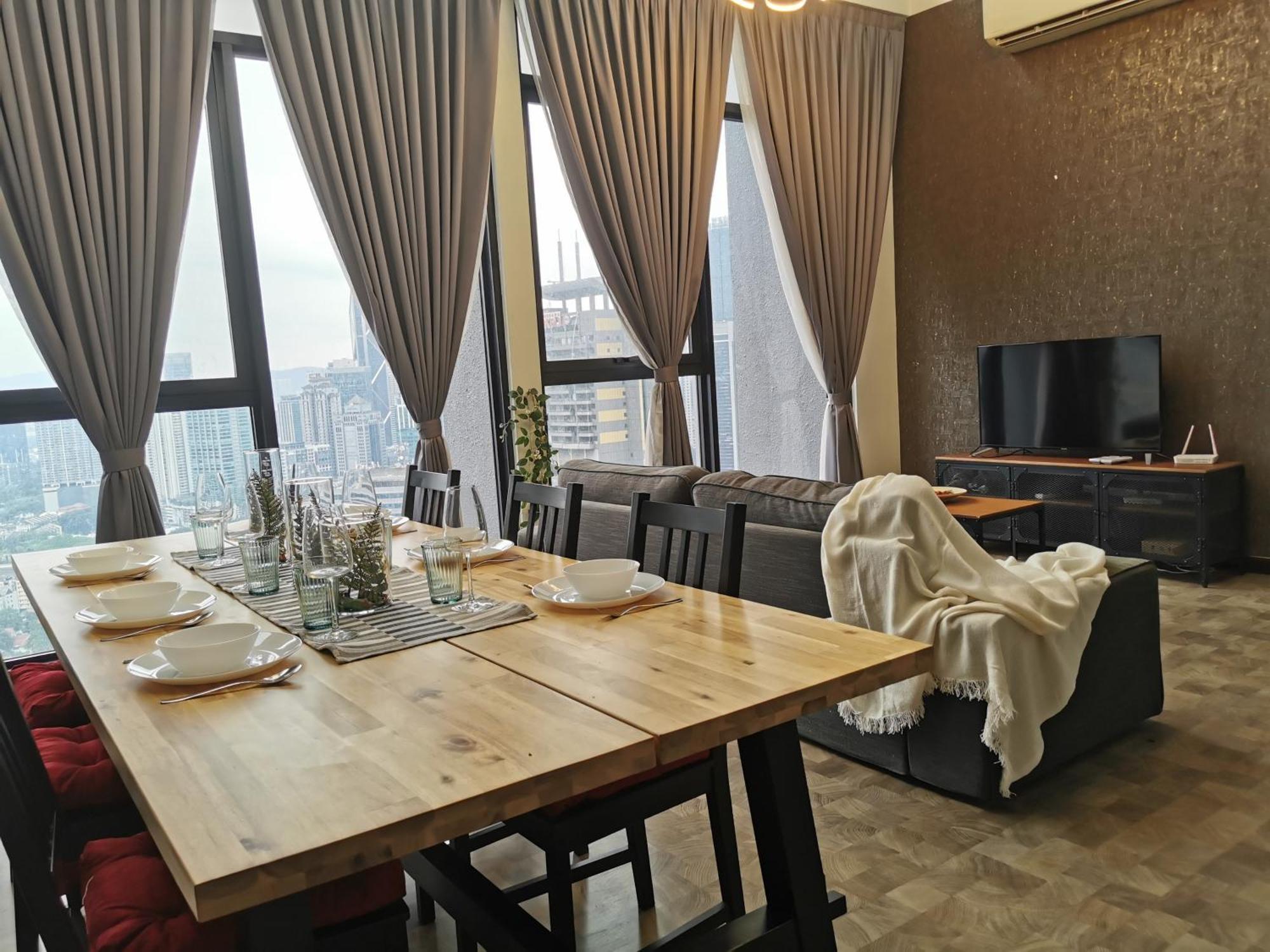 Expressionz Designer Suites Host By Aurora Premium Stay クアラルンプール エクステリア 写真