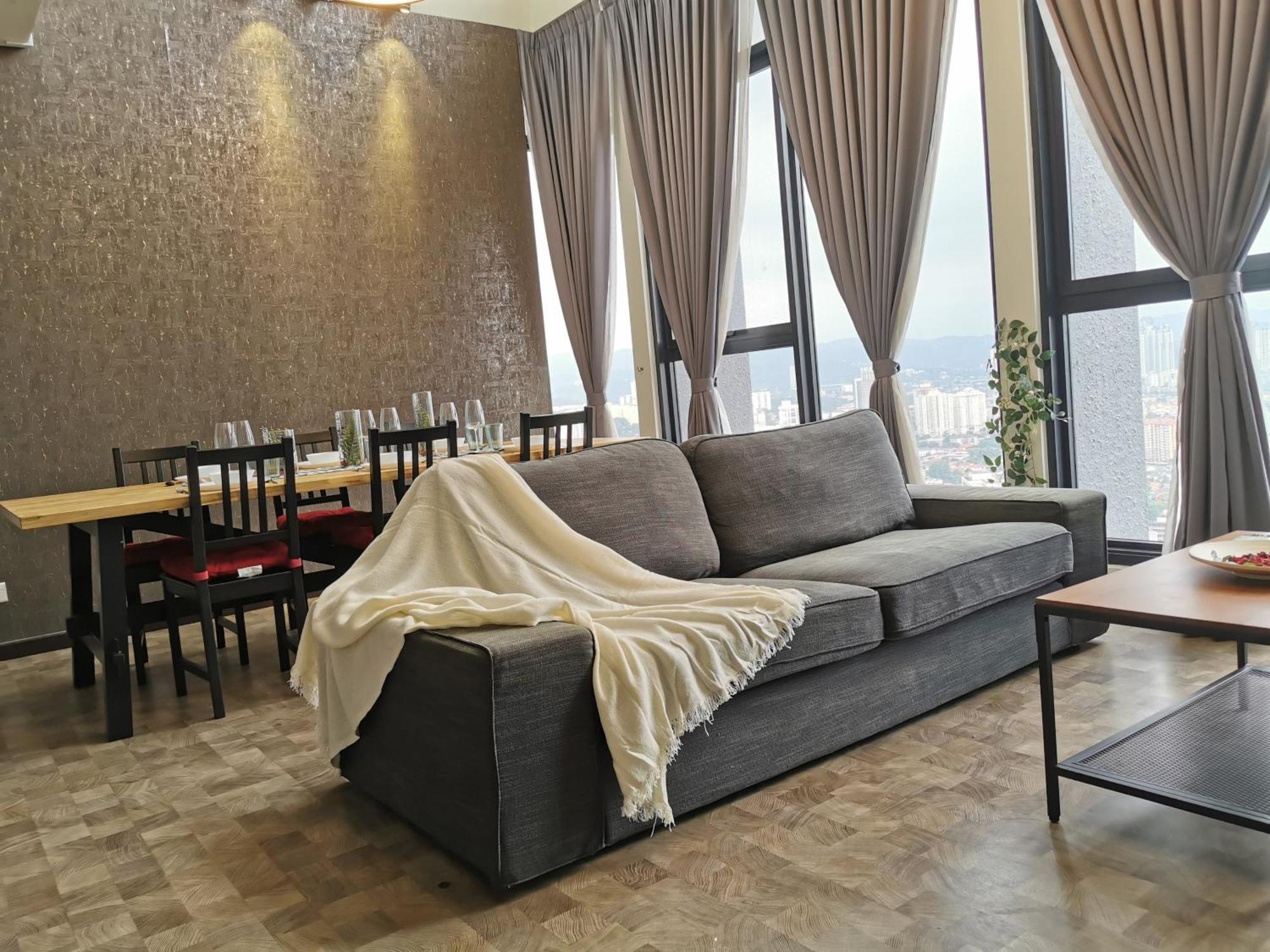 Expressionz Designer Suites Host By Aurora Premium Stay クアラルンプール エクステリア 写真
